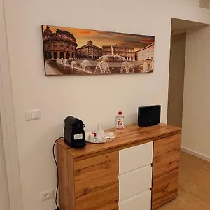 Pensión Le Vele, Génova